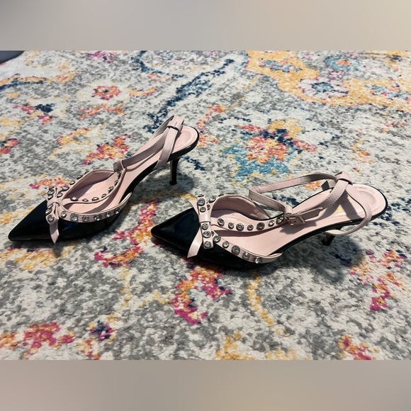 Kate Spade Black and Pink Embellished Pumps - Picture 2 of 5